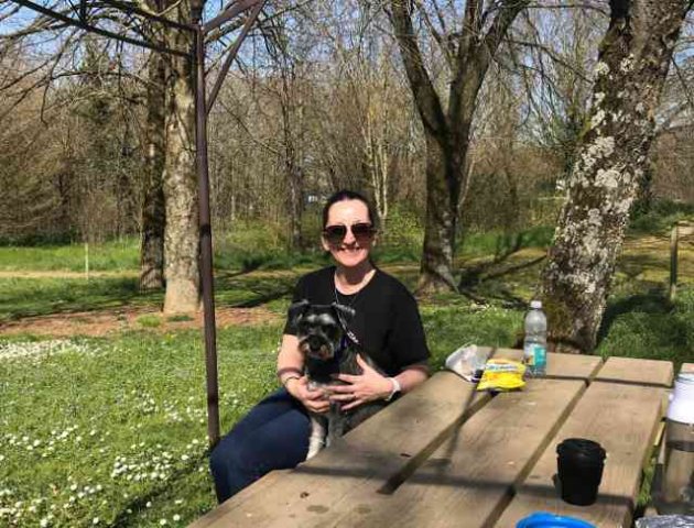 Amanda and Ernie just finished a picnic lunch in France, on their way from Cronton in Merseyside, UK to their new home in Casares Costa, Málaga, S.Spain.